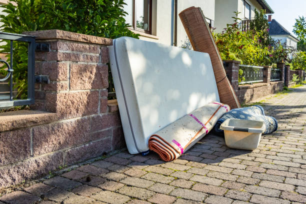 Best Attic Cleanout Services  in New Lebanon, OH
